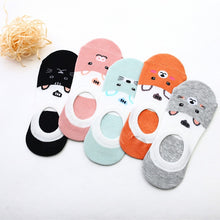 Load image into Gallery viewer, 5 Pairs Summer Cartoon Cotton Thin Women Creative Casual Cotton Funny Animals Happy Sock For Female Cute Kawayi Girls Boat Socks